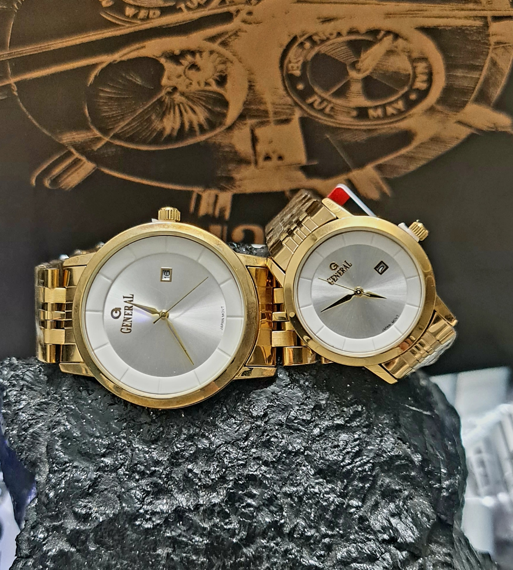 ساعت ست زنانه مردانه برند جنرال موتور اصلی اماکس ژاپن دارای تقویم روز شمار بسیار با کیفیت و شیک